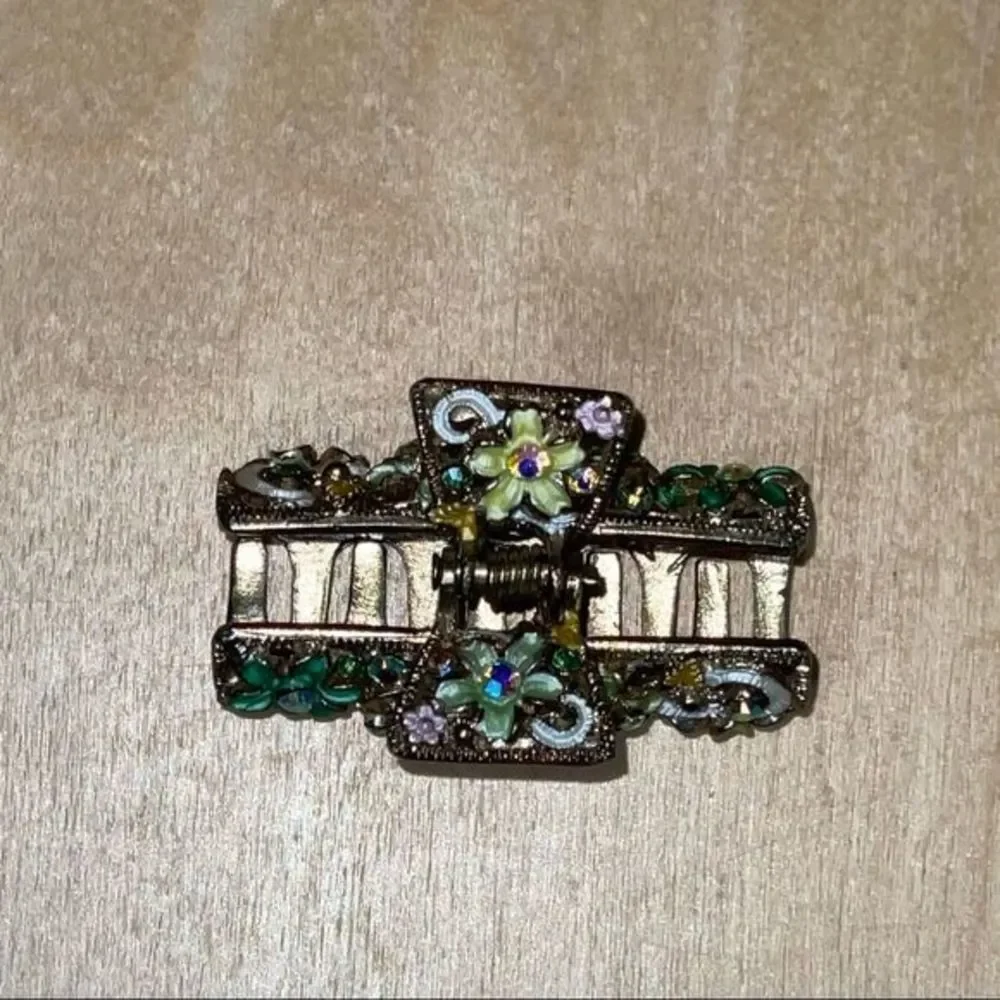 Vintage Rhinestone Hair Clip